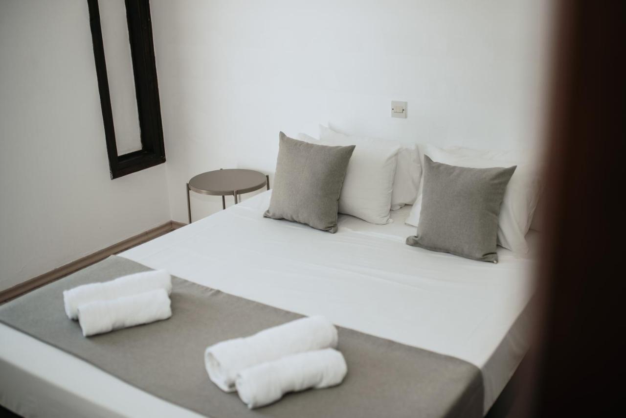 Ovis Hotel Apartments Айя-Напа Экстерьер фото