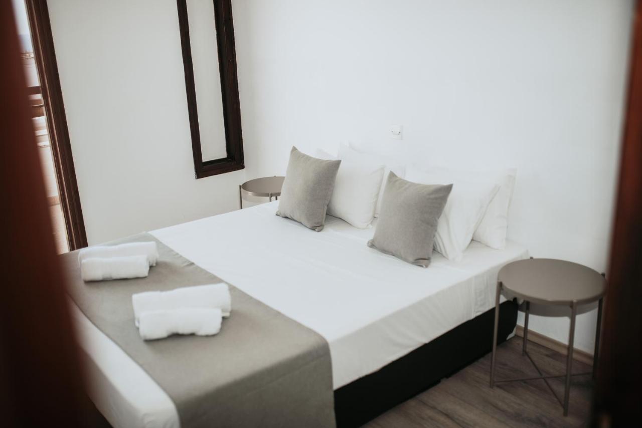 Ovis Hotel Apartments Айя-Напа Экстерьер фото
